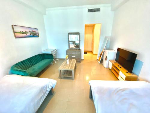 Marina Crown Tower Stays Hostel for Girls, Dubaï (photo 8)
