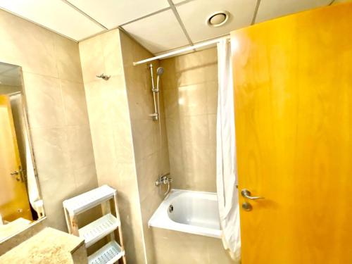 Marina Crown Tower Stays Hostel for Girls, Dubaï (photo 7)