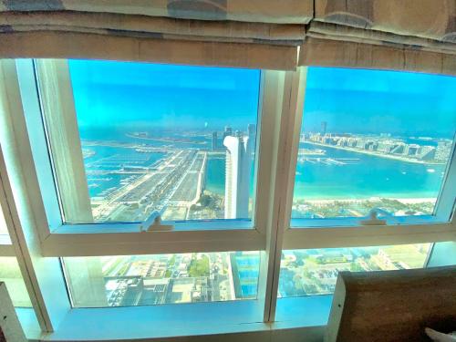 Marina Crown Tower Stays Hostel for Girls, Dubaï (photo 3)