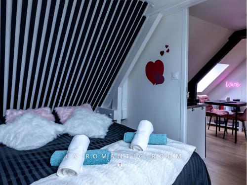 La Romantic Room - Mansardé - Arrivée Autonome - Location saisonnière - Auxerre