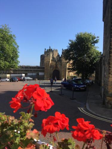 Barbican View - luxury apartment opposite Alnwick Castle