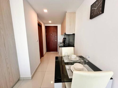 TOP FLOOR Studio in Laguna Beach Resort Maldives