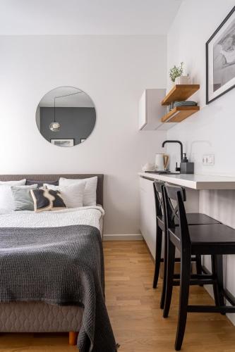 Elegant and Quiet Studio near Park with Elevator and AC, 9 min walk to Riga Old Town, Riga (fotografie 5)