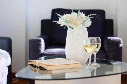 Two-Bedroom Apartment image 7
