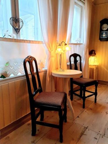 sala de TV, Kvammehuset på Gamle Lærdalsøyri (Kvammehuset pa Gamle Lærdalsøyri) in Laerdal