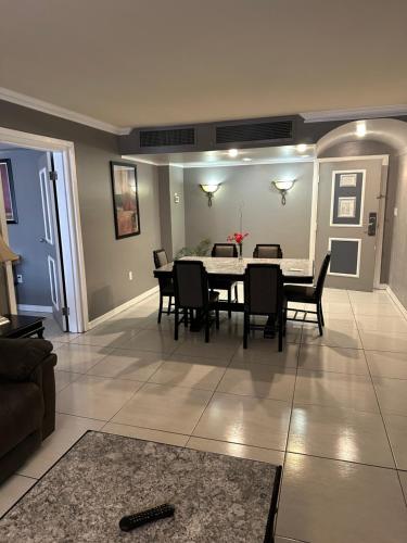 Facilities, Ramada Hotel & Conference Center by Wyndham Las Cruces in Las Cruces (NM)