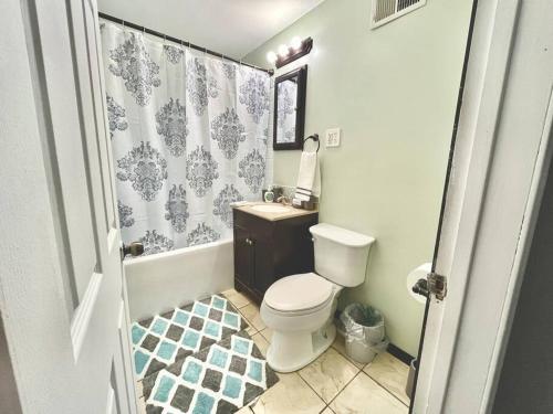3 Bedroom Beach Park Home near Naval Base in Beach Park, USA