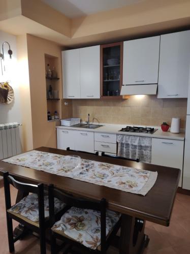 virtuve, Ruggiero "Casa Vacanze" in Moio della Civitella