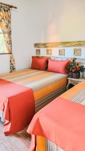 1 double bed, 1 twin bed