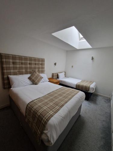 Family Room with Skylight 