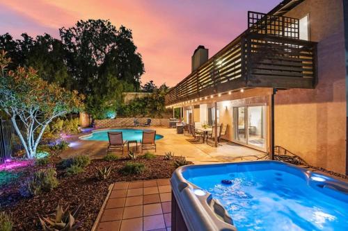 Bonita Manor - Large Home- Pool Hot Tub & Views