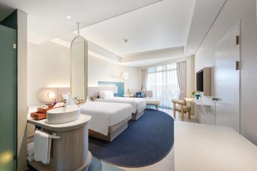 room detail thumbnail 1