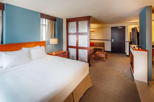 Hyatt Place Madison/Downtown - image 8
