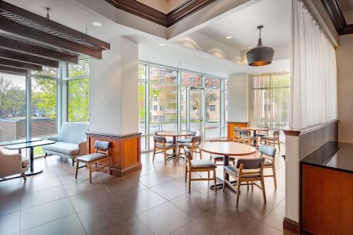 大堂, 麥迪森市中心凱悦嘉軒酒店 (Hyatt Place Madison Downtown) in 麥迪遜市中心