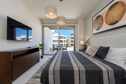Penthouse with Private Jacuzzi and 4 Bedrooms in Cabo San Lucas, Mexico