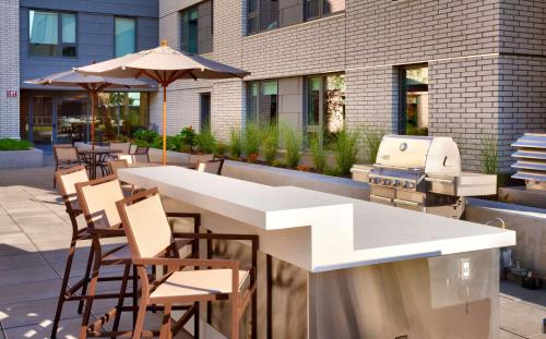 حياة هاوس بورتلاند / داون تاون