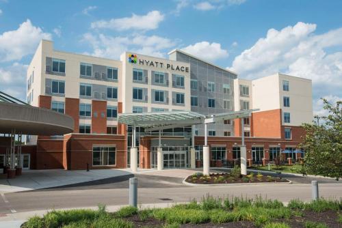 . Hyatt Place Cincinnati/Sharonville Convention Center