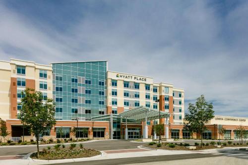 Hyatt Place Kansas City Lenexa City Center in Lenexa, USA
