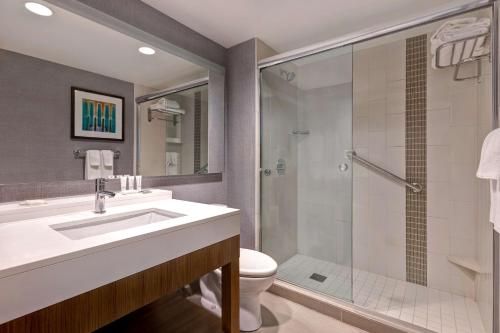 King Room with Sofa Bed - High Floor