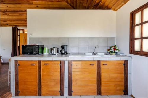 Bungalow Hiana - vue lagon avec plage privée (Bungalow Hiana - vue lagon avec plage privee) in マアタ