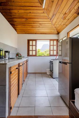 Bungalow Hiana - vue lagon avec plage privée (Bungalow Hiana - vue lagon avec plage privee) in マアタ