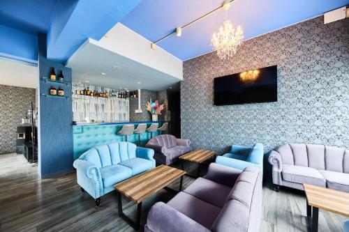 Sala de estar / sala de TV, HOTEL CABANA Miyakojima in Miyakojima