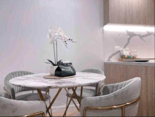 Magnificent Full Ocean View at Casino Free Parking - CoastHM