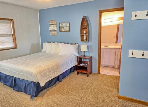 Holiday Hills Resort - image 4