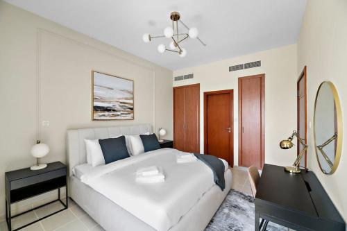 Silkhaus New 1 BDR | In a Quiet Neighborhood - image 5
