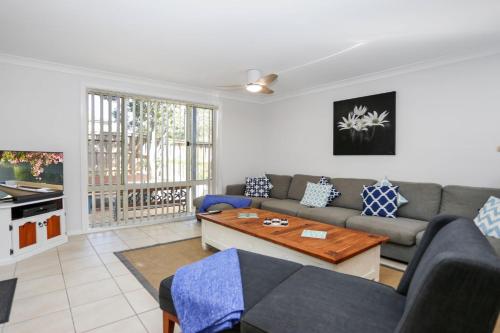 Bennett's Beach House, Hawks Nest