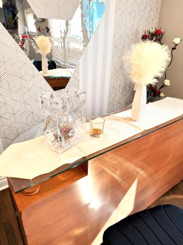 Bar/lounge, Fully Equipped Cozy 4/5 BR in Roseland