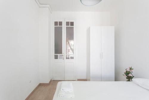Apartment image 9