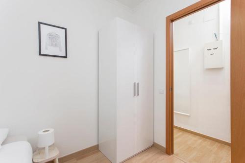 The Collection Barcelona - Sunny 3 bedrooms in Poblenou next to the sea! - image 2