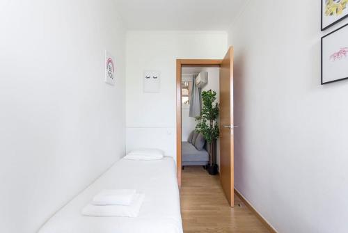 Apartment image 10