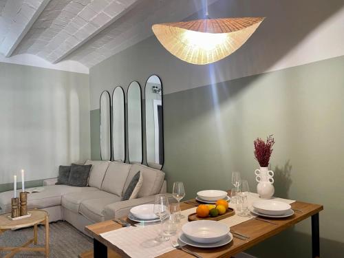 The Collection Barcelona - Plaza Catalunya Recently renovated 5BD-4BTH - image 4