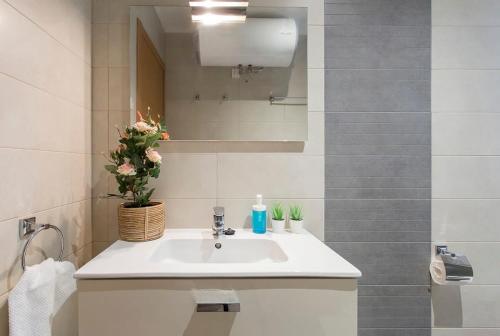 Apartment image 7