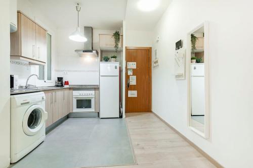 The Collection Barcelona - Comfortable 3BD in Poblenou next to the beach - image 5
