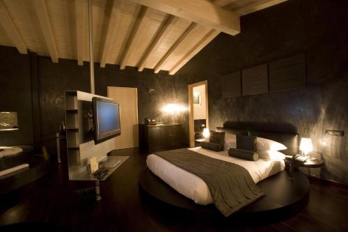 OneMhotel