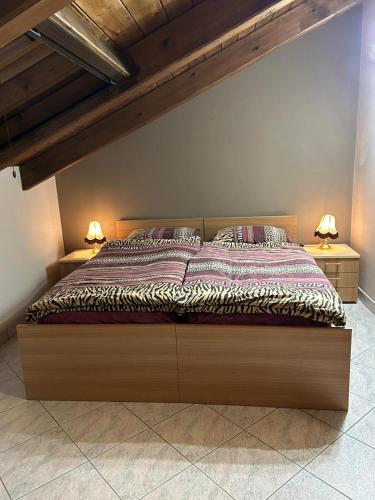 MICCA 11 - Lovely Attic Apartment by Alterego - San Damiano dʼAsti