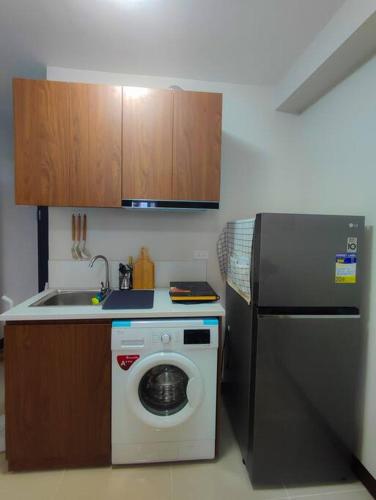 Resort Condo near Beaches in Lapu-Lapu City Resort Condo near Beaches in Lapu-Lapu City