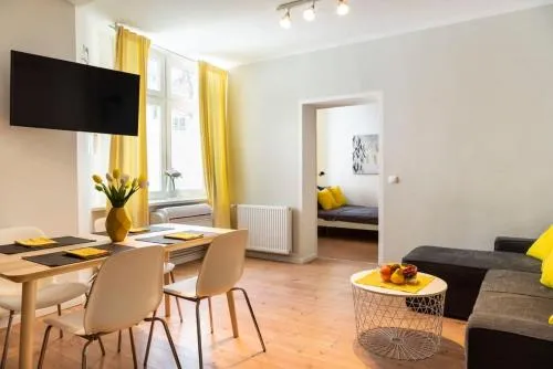 Cosy Two BR plus Self Checkin plus Street Parking in Berlin, Deutschland