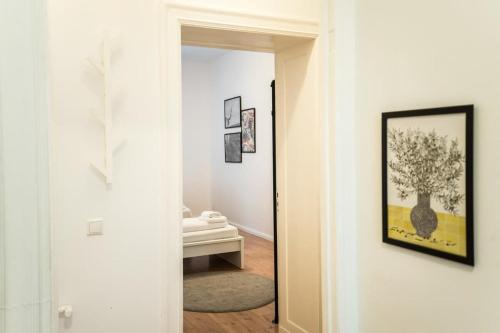 Great Apartment for Eight in Berlin Neukölln - image 13