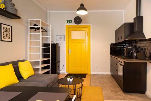 Lovely Apartment in the near of Kudamm - image 6