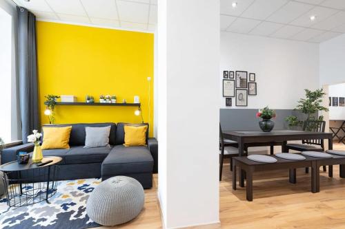 Big Central Apartment near Rotkreuzplatz with 3 BR for 12 PAX, Мюнхен (фото 2)