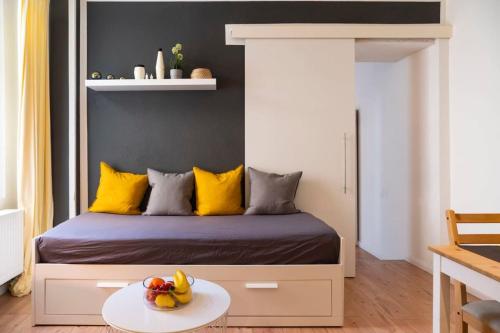 2 Bedroom in great location in Kreuzberg - image 6