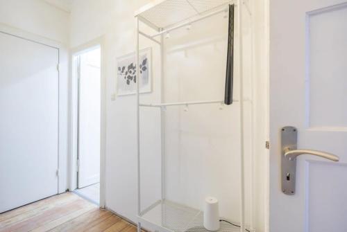 Cosy 2-room Apartment in urban location, Гамбург (фото 4)