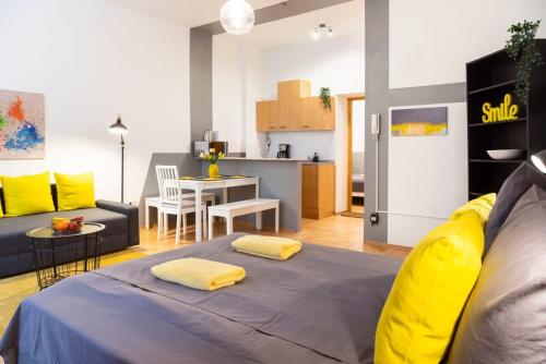 Cozy 2 room apartment next to Hermannstraße, Berlín (foto 11)