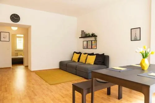 One Bedroom Apartment Berlin Neukölln in Berlin, Deutschland