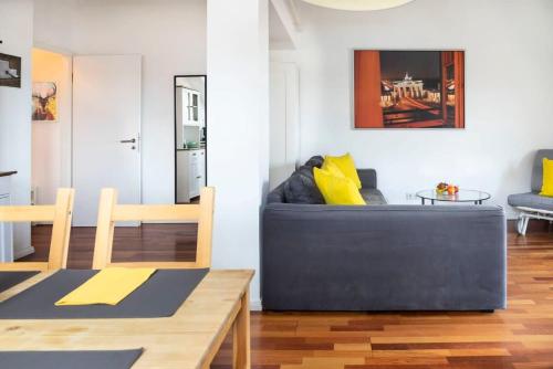 Urban Rooftop Apartment - Berlin MITTE - A C, Berlin (photo 7)