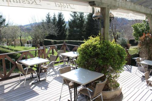 Auberge La Tomette The Originals Relais - image 8